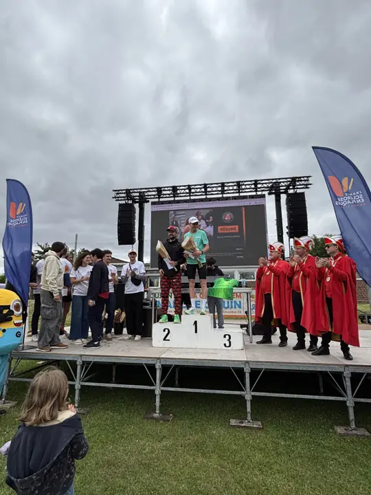 Podium et confrérie